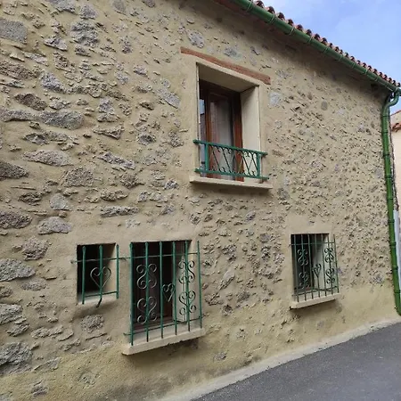 Confortable Maison De Village En Pierre Typique Holiday home